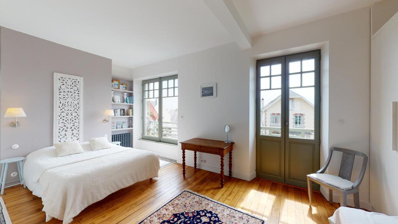Les roches Grises, Luxueuse villa face mer, 4étoiles, SPA et jardin panoramique, société La Clef Decamp Granville Esterno foto
