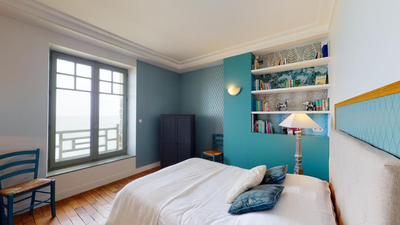 Les roches Grises, Luxueuse villa face mer, 4étoiles, SPA et jardin panoramique, société La Clef Decamp Granville Esterno foto