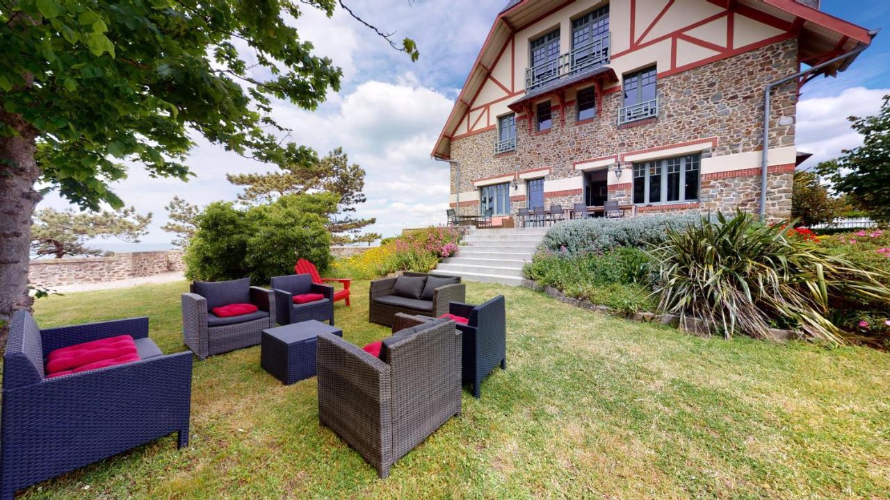 Les roches Grises, Luxueuse villa face mer, 4étoiles, SPA et jardin panoramique, société La Clef Decamp Granville Esterno foto