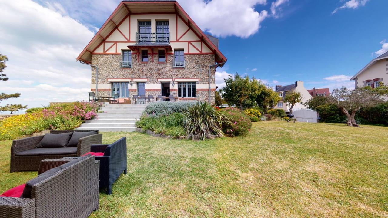 Les roches Grises, Luxueuse villa face mer, 4étoiles, SPA et jardin panoramique, société La Clef Decamp Granville Esterno foto