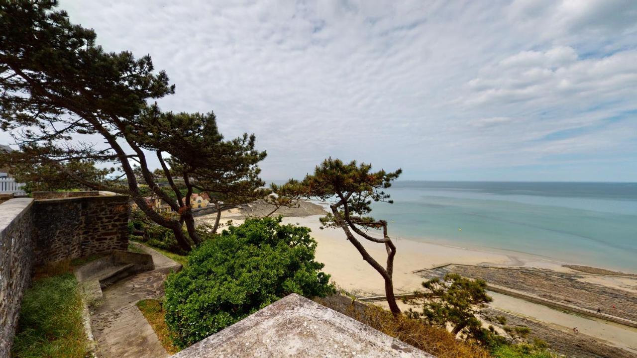 Les roches Grises, Luxueuse villa face mer, 4étoiles, SPA et jardin panoramique, société La Clef Decamp Granville Esterno foto