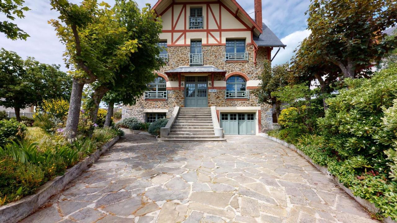 Les roches Grises, Luxueuse villa face mer, 4étoiles, SPA et jardin panoramique, société La Clef Decamp Granville Esterno foto